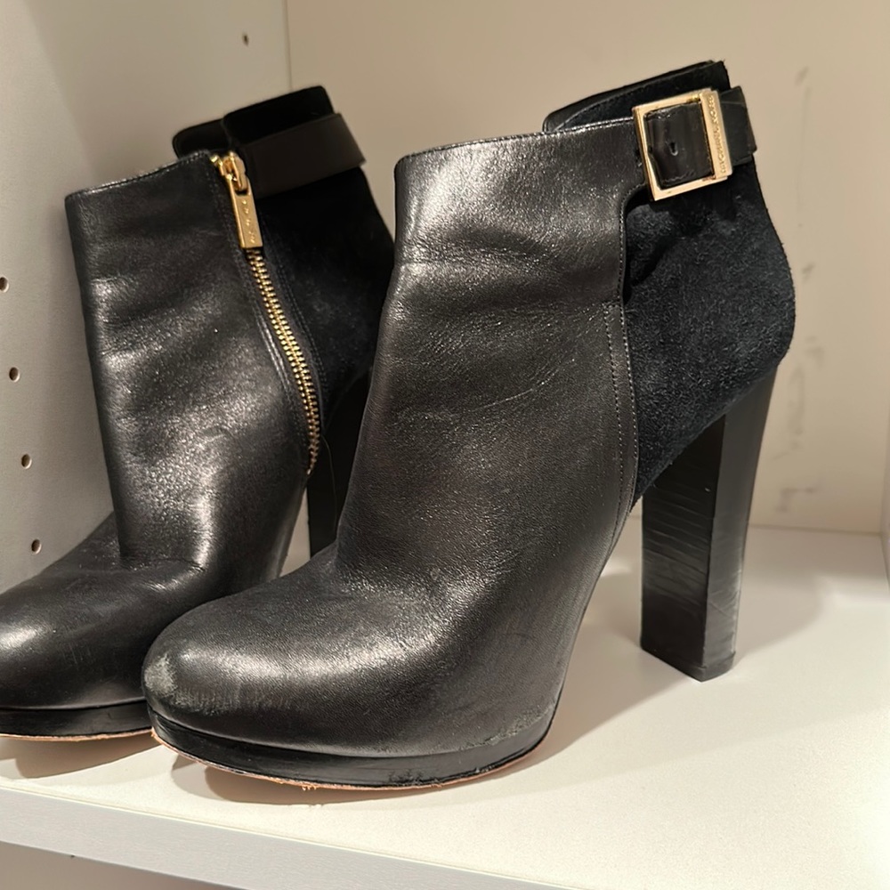 Michael Kors ~5 inch black booties